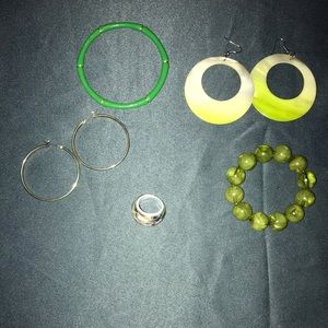 Costume jewelry- Earrings, bracelets and ring
